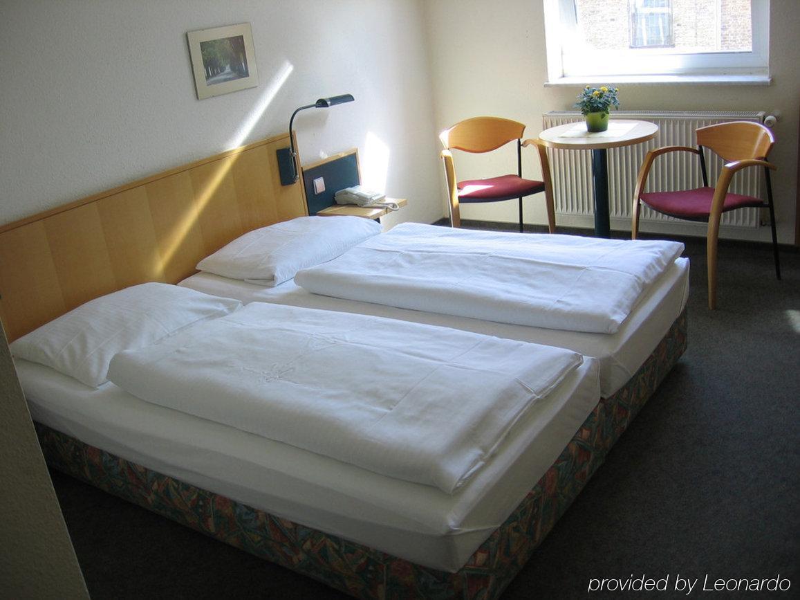 Akzent Parkhotel トレッビン エクステリア 写真
