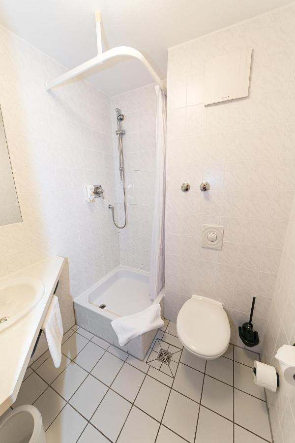 Akzent Parkhotel トレッビン エクステリア 写真